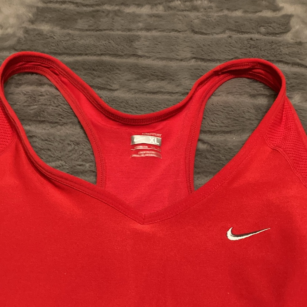 Nike sports bra top size XL red $25 - Picture 4 of 14